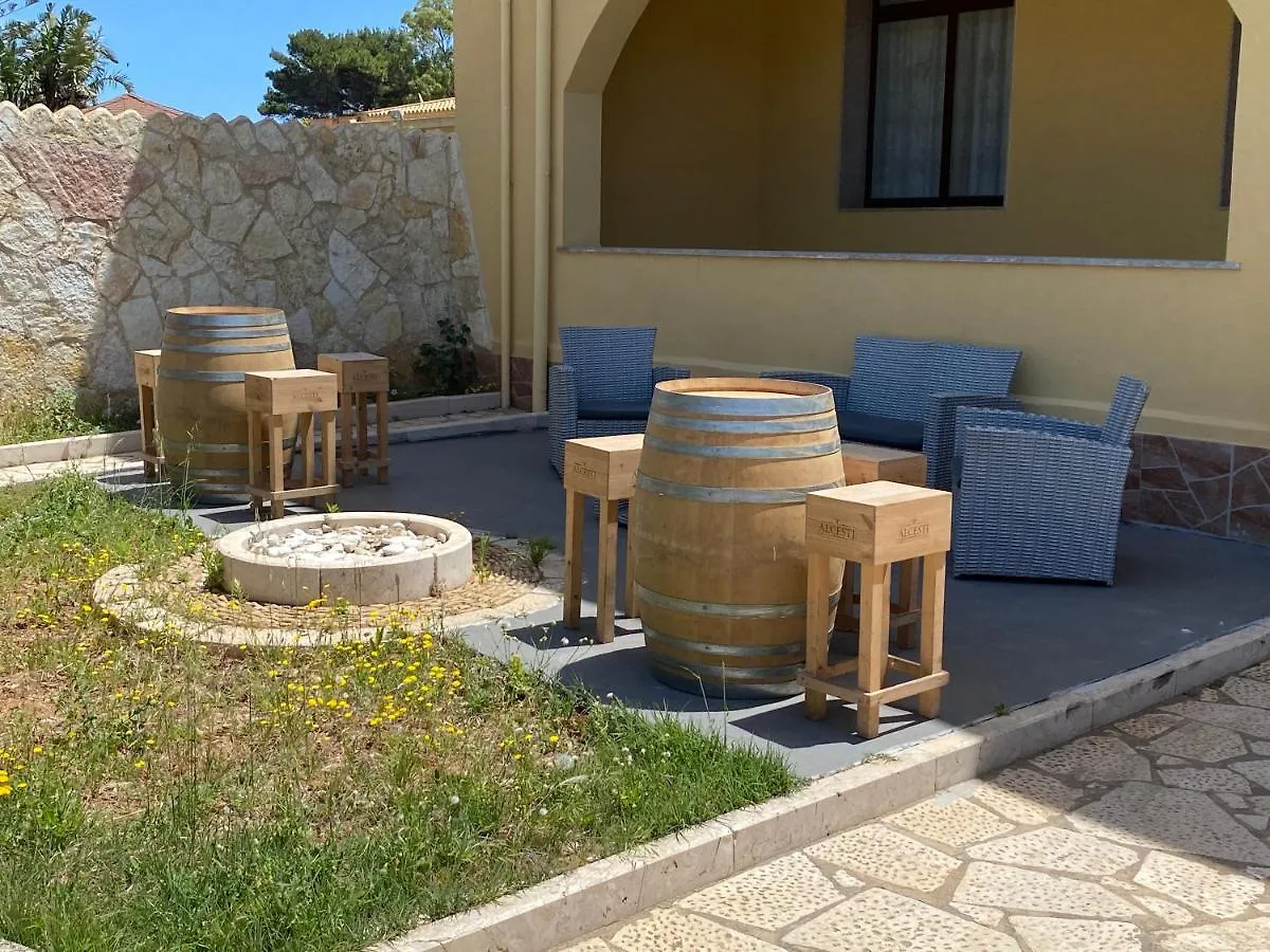 Orlando Vacanze Bed & Breakfast Pizzolungo