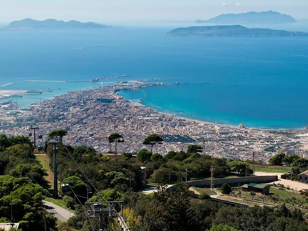Orlando Vacanze Bed & Breakfast Pizzolungo  Erice