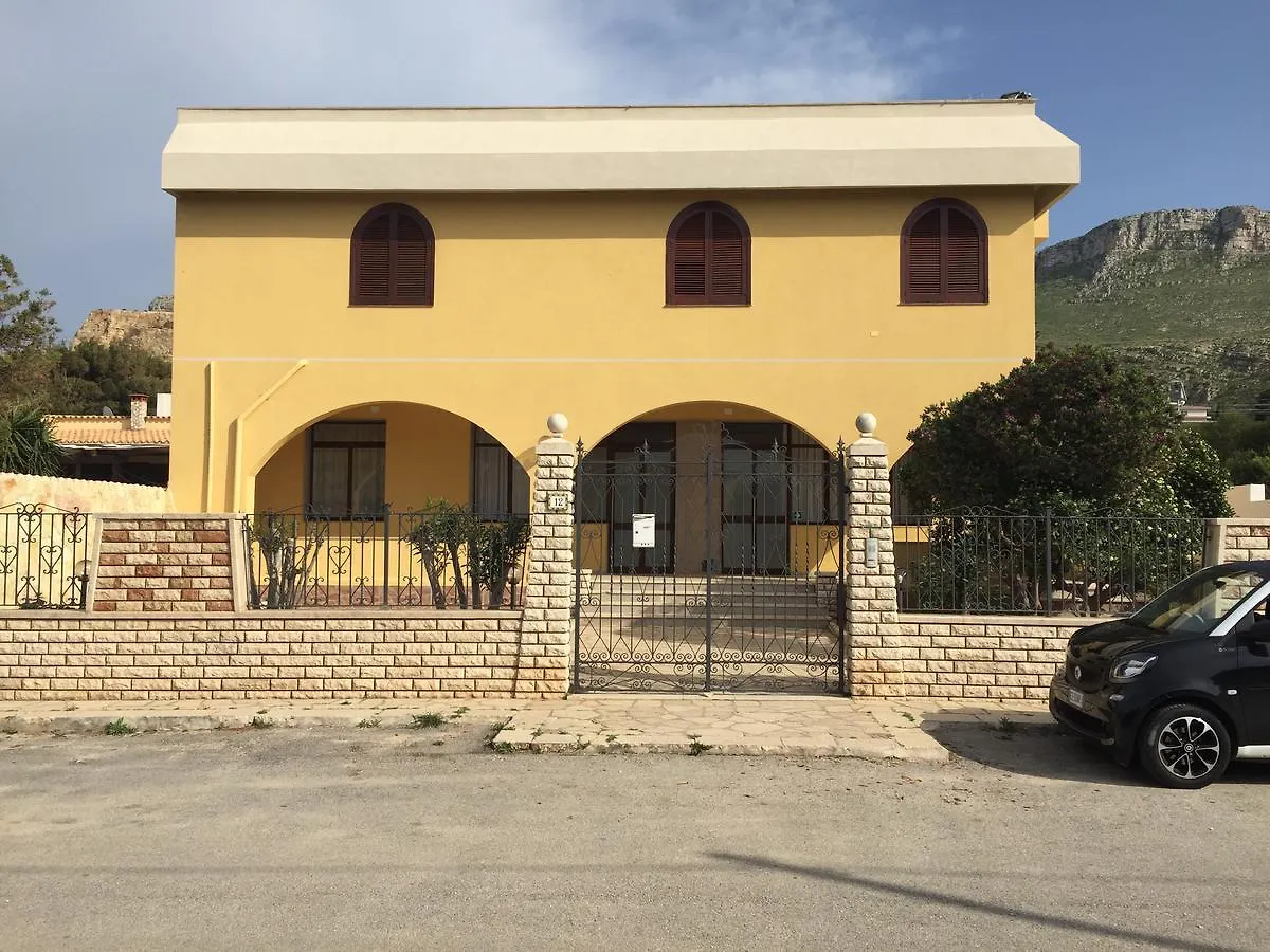Orlando Vacanze Bed & Breakfast Pizzolungo