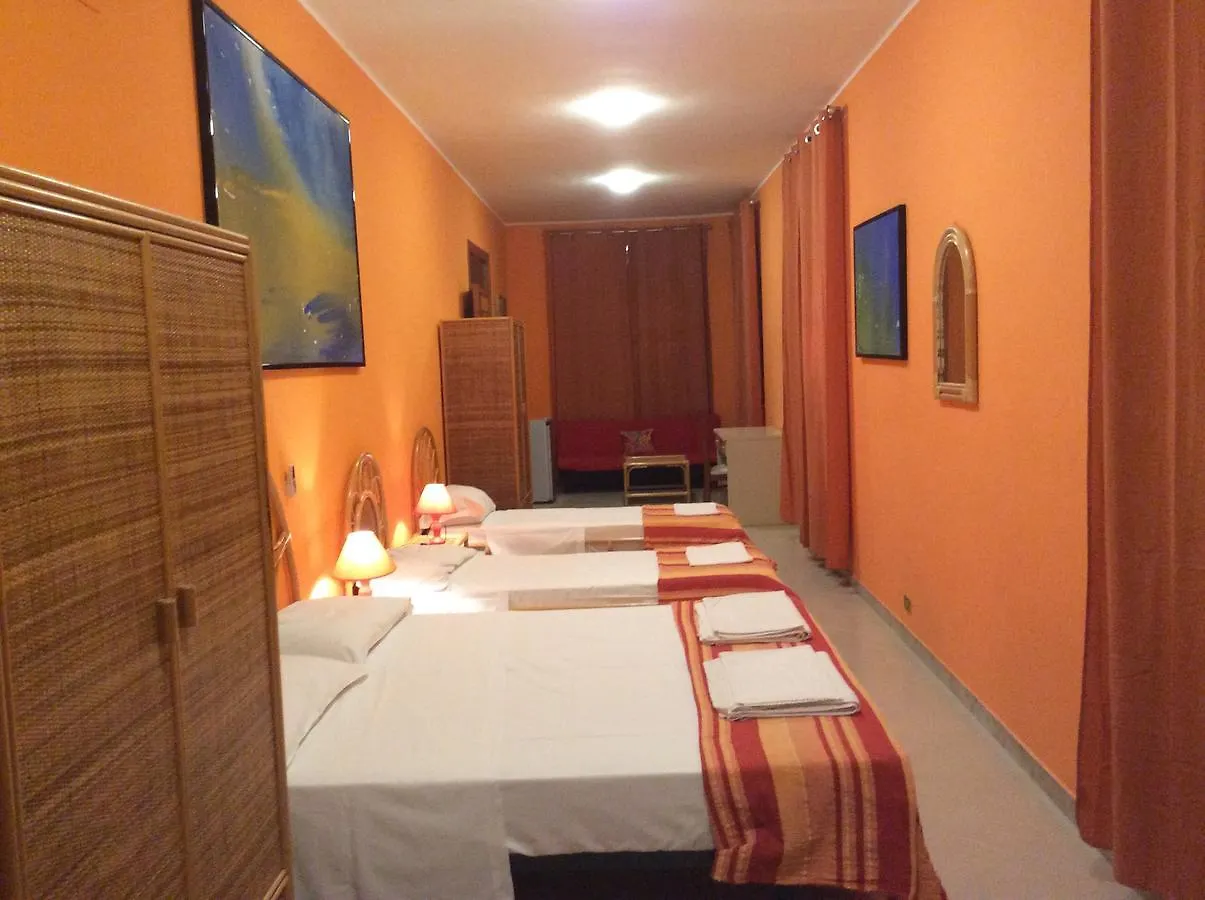 Orlando Vacanze Bed & Breakfast Pizzolungo 3*, Erice