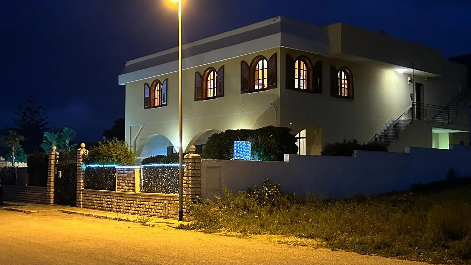 Orlando Vacanze Bed & Breakfast Pizzolungo